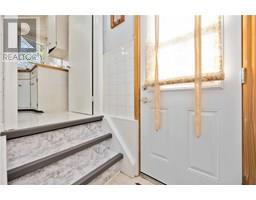 66 TWEEDSMUIR AVENUE - 14