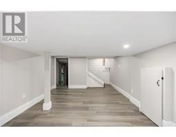 290 Cromwell STREET - 23