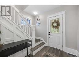 290 Cromwell STREET - 4