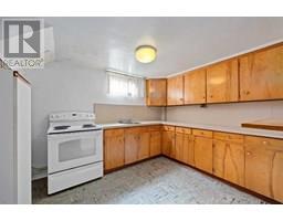 1220 ISABELLA STREET North - 13