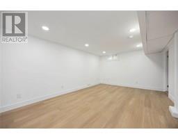 136 CHESTNUT AVENUE - 17