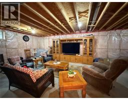 16 LEISURE LANE - 15