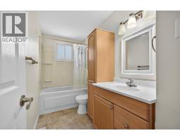 330 Somerset CRESCENT - 12