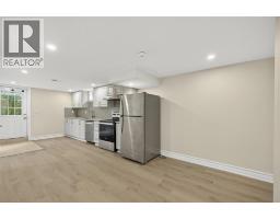 330 Somerset CRESCENT - 21