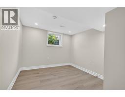 330 Somerset CRESCENT - 30