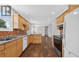 330 Somerset CRESCENT - 6