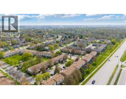215 TRUDEAU DRIVE UnitNo. 33 - 26