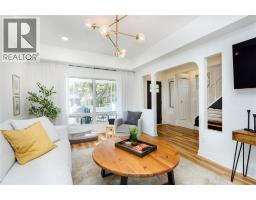 186 MARIA STREET - 11