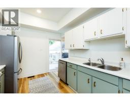 186 MARIA STREET - 21
