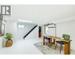 186 MARIA STREET - 29