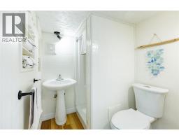 186 MARIA STREET - 30