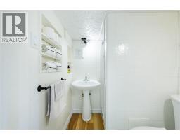 186 MARIA STREET - 31