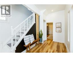 186 MARIA STREET - 6