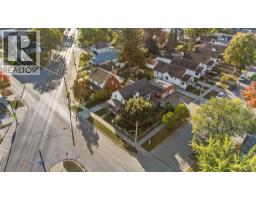 399 TALFOURD STREET - 32