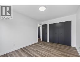 1128 OVERLEA CRESCENT - 10