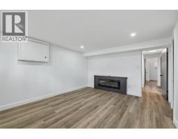 1128 OVERLEA CRESCENT - 17