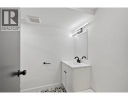 1128 OVERLEA CRESCENT - 24