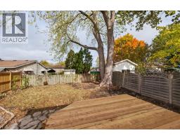 1128 OVERLEA CRESCENT - 28