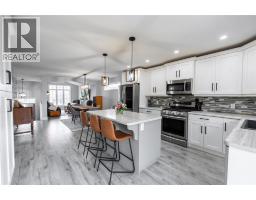 566 SPOKANE BOULEVARD - 4