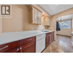 518 OOZLOFFSKY STREET - 12