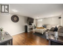 1035 WELLINGTON STREET - 15