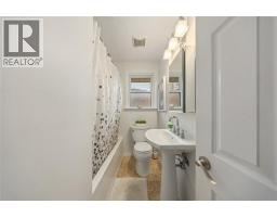 1035 WELLINGTON STREET - 19