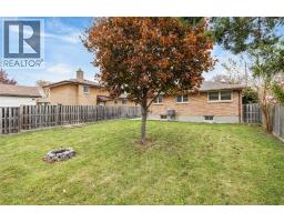 1035 WELLINGTON STREET - 23