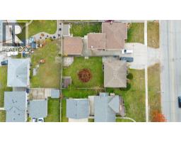 1035 WELLINGTON STREET - 27