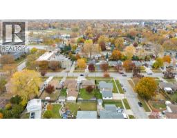 1035 WELLINGTON STREET - 32