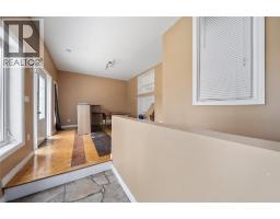 169 CHRISTINA STREET South - 27