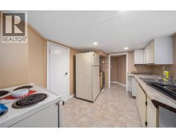 169 CHRISTINA STREET South - 32