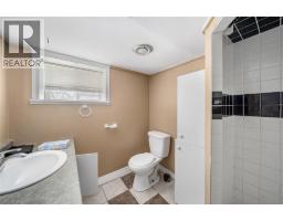 169 CHRISTINA STREET South - 35