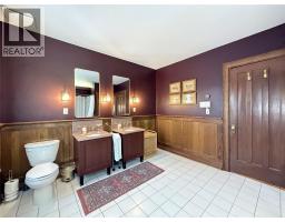 326 VIDAL STREET North - 16