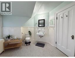 326 VIDAL STREET North - 24