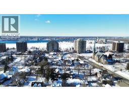 326 VIDAL STREET North - 44