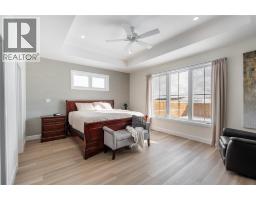 3613 Queen STREET - 17