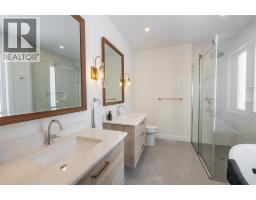 3613 Queen STREET - 20