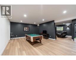 3613 Queen STREET - 28