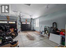 3613 Queen STREET - 36