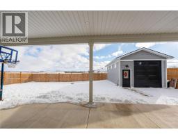 3613 Queen STREET - 37