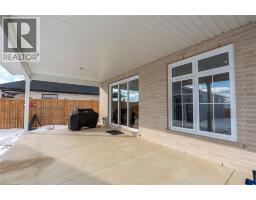 3613 Queen STREET - 38