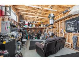 3613 Queen STREET - 44