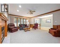 1309 DALEY AVENUE - 18