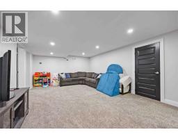 1569 INDIAN ROAD North - 26