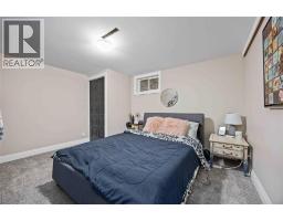 1569 INDIAN ROAD North - 31