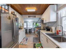 6288 SPRUCE STREET - 15