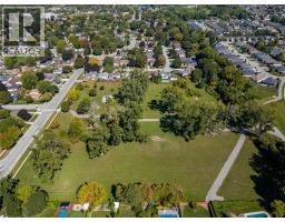 668 WINCHESTER CRESCENT - 47