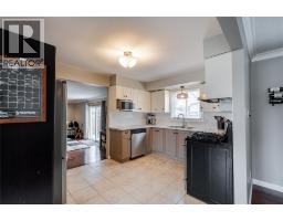 668 WINCHESTER CRESCENT - 9