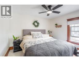 406 DEVINE STREET - 15