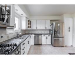 305 OAKLEA COURT - 10